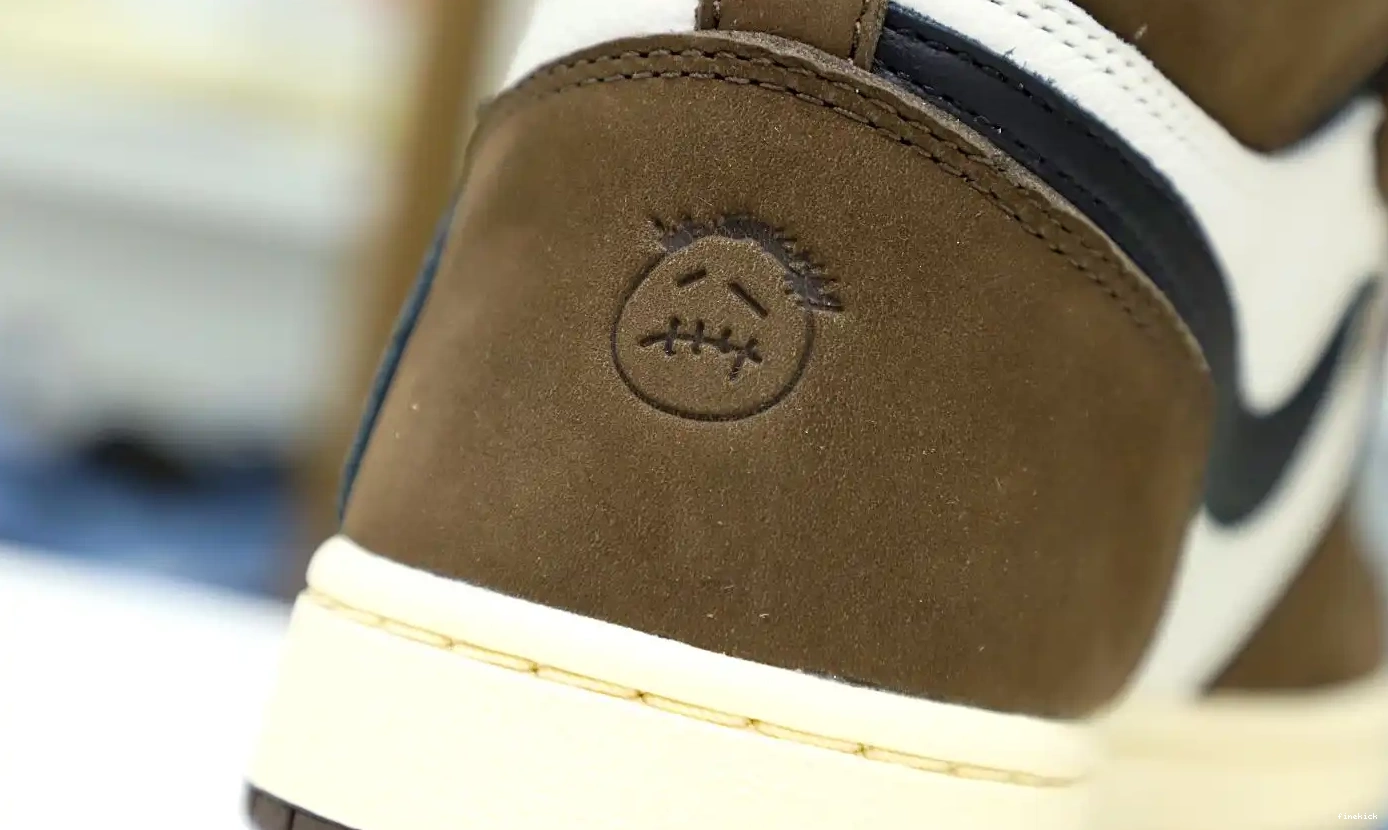 SCOTT 'MOCHA' HIGH 1 AIR OG RETRO JORDAN X TRAVIS 0424